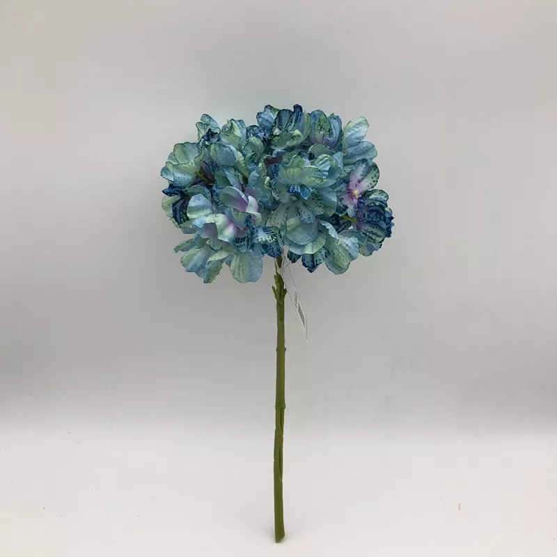 Lehortutako ukitu hydrangea lore artifizialak