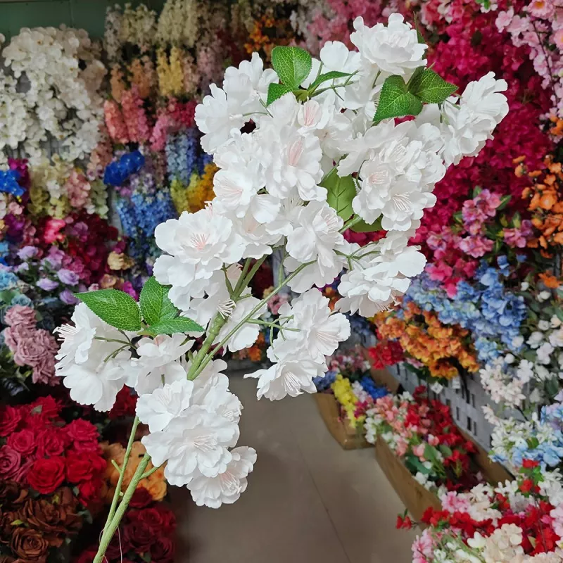 Cherry Blossom zuria lore artifizialak