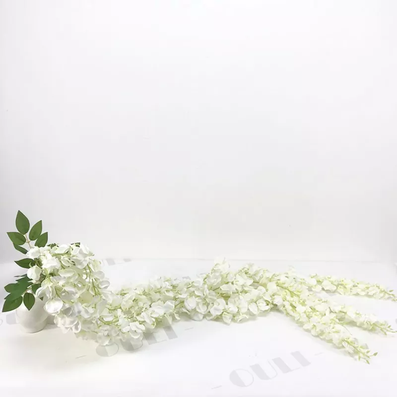 Wisteria lore faltsuak