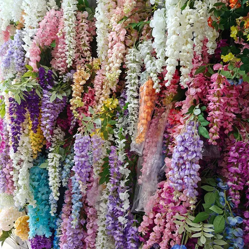 Wisteria lore artifizialak